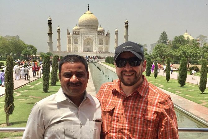 Best of Old Delhi & New Delhi City Tour in 8 Hours - By Car - The guide handoff, and why it helps your day