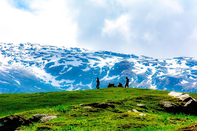 Bhrigu Lake and Alpine Meadow Trek - Your trek team: why certified leadership changes the experience
