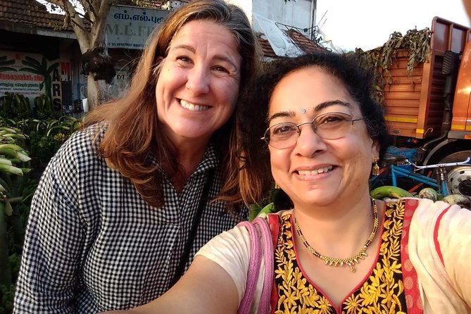 Big Fat Indian Wedding, shopping & bazaar walking tour in Chennai - Quick Packing Tips for Chennai Bazaar Shopping