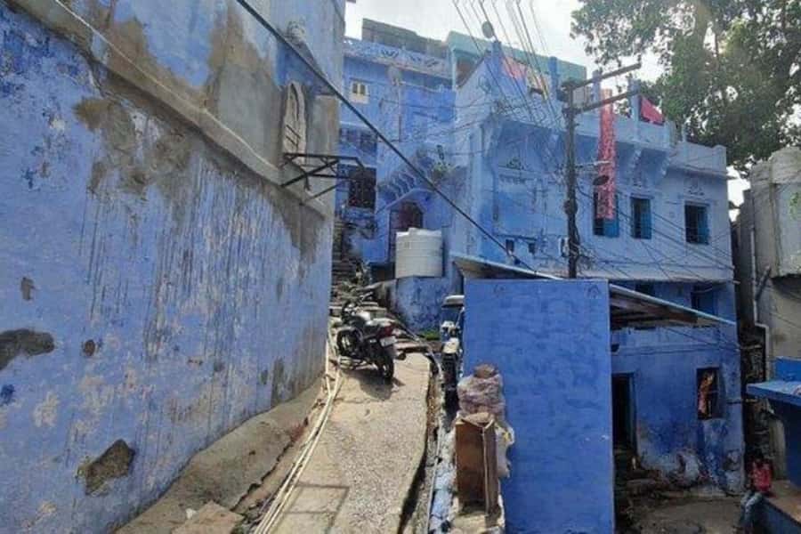 Blue City Heritage Walking Tour With Pick Up & Drop Off - Saffron tea, rooftop views, and stops that go beyond the obvious