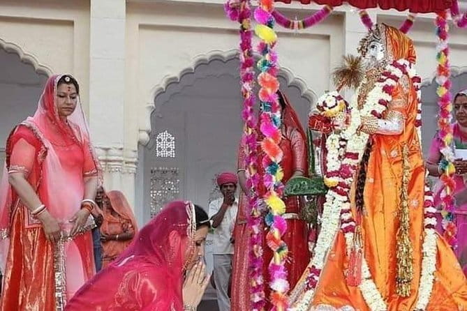 Bluecity walk with Goverdhan Singh Bhati - Meet Goverdhan Singh Bhati: the guide factor