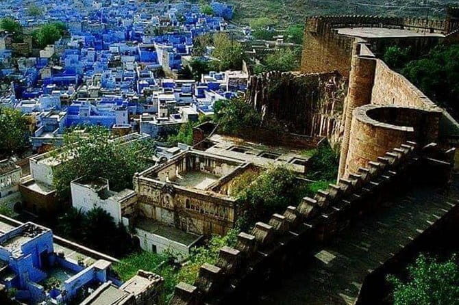 Bluecity walk with Goverdhan Singh Bhati - Blue houses and fort views: what you should notice
