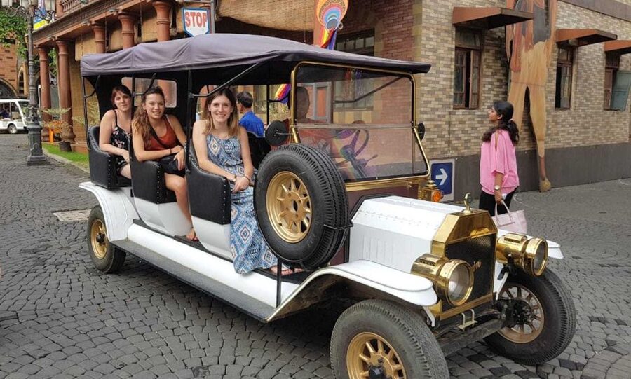 Bollywood Filmcity tour with Dance show. - Should you book this Bollywood Film City tour?