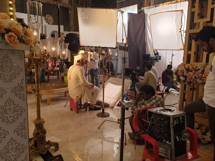 Bollywood Sightseeing and Celebrity Home Tour by Private Car - Price and value at about $63 per person