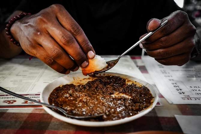 Bombay Express Mumbai Food Tour with 15+ Tastings - What 15+ tastings actually means for your stomach (and your taste buds)
