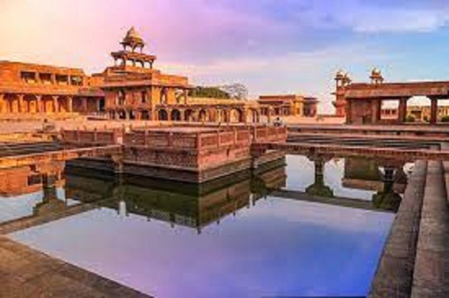 Book Official Tour Guide for Fatehpur Sikri. - The Red Sandstone City Akbar Shifted From Agra
