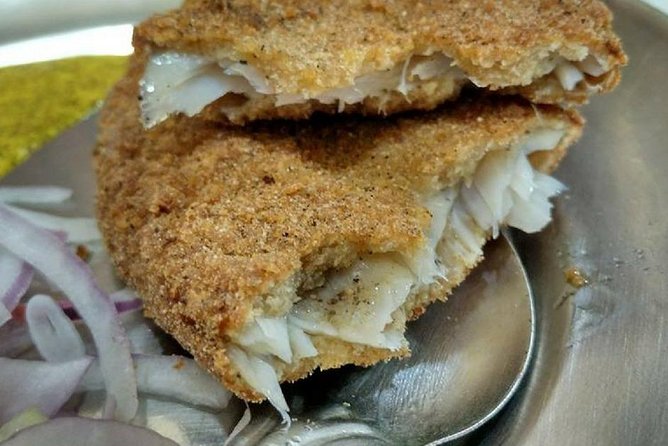 Calcutta walk - What you actually eat, from saffron tea to Bengal sweets