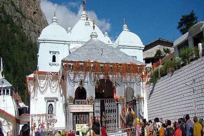 Chardham Yatra Tours Packages From Delhi | Char Dham Yatra from Delhi - Haridwar Arrival and Har Ki Pauri Aarti, plus a Brahma Kund Moment