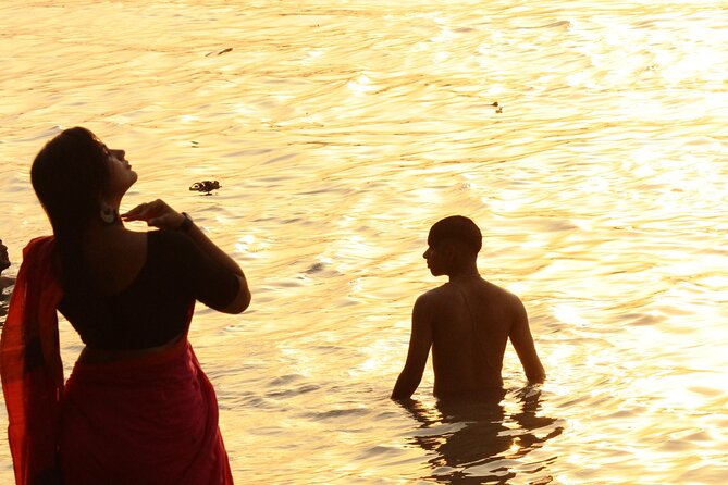 Chasing The Sun Experience Kolkata's Culture - Maidan morning joggers: more than a pretty walk