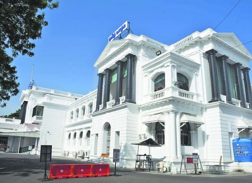 Chennai: Private Day Tour with Transportation and Tickets - A 6-hour Chennai loop that mixes temples, trade, and colonial walls