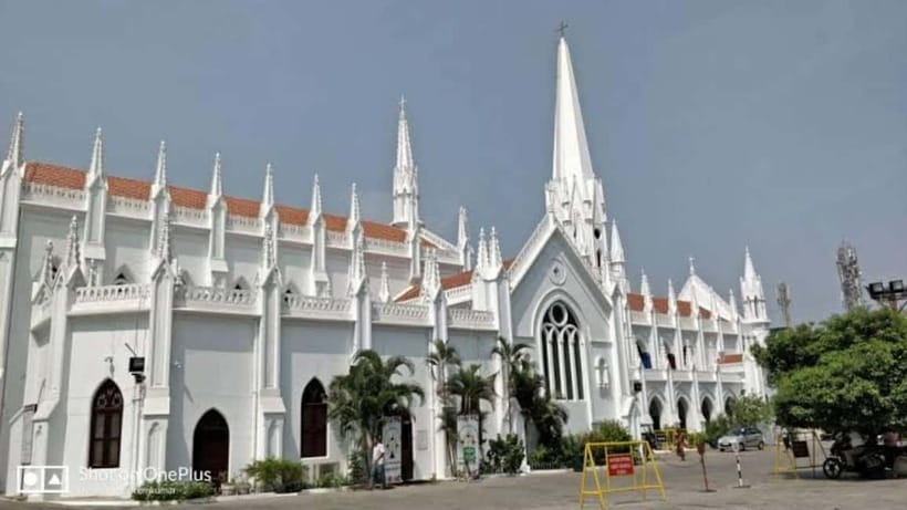 Chennai: Private Day Tour with Transportation and Tickets - Agraharam residential streets, plus a coffee break that feels like Chennai