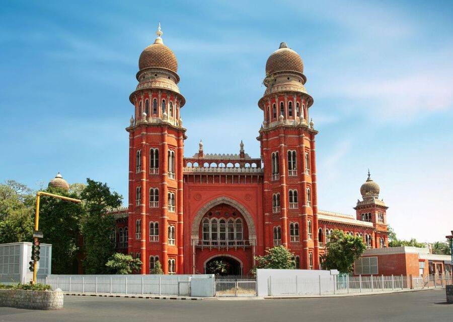 Chennai Walking Tour ( 2 hours guided tour) - How the Guides Turn Gods and Christian Roots into Something You Can Explain