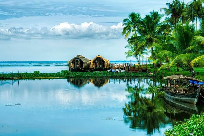 Cochin Heritage Tour With Alleppey Houseboat Cruise - One-day combo: Fort Cochin culture plus Alleppey backwaters