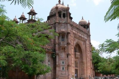 Colonial Charm & Cultural Treasures Chennai Sightseeing Tour