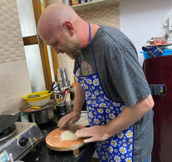 Cooking class and dinner with Rekha family with full meals - Who This Cooking Class Suits Best