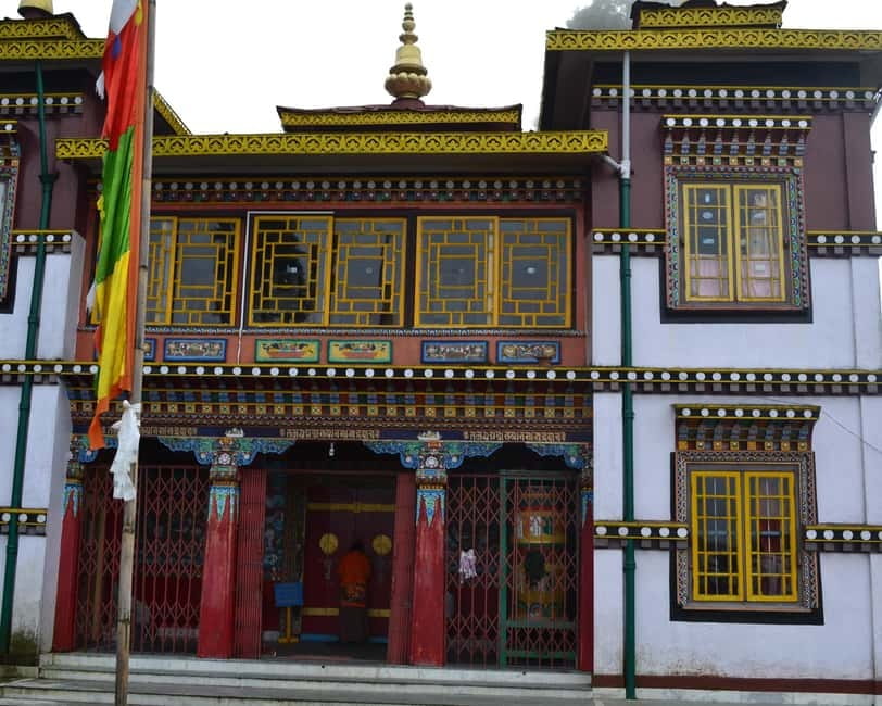 Darjeeling Cultural & Nature Walking Guided Tour - The Tibetan Refugee Centre: handicrafts, mission, and a Sunday check