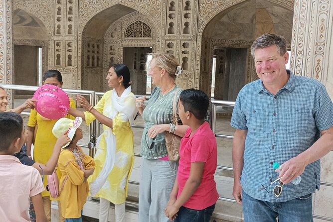 Day Tour Of Tajmahal From Bangalore With Car Guide Entrance Meal - Lunch after Taj: a five-star buffet break you can actually use
