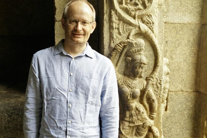Day trip from Bangalore to Lepakshi for Temple architecture & paintings - Private guide value: what you get beyond just a route