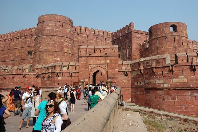 Day Trip to Taj Mahal and Agra Fort from Jaipur - Comfort and Day-to-Day Tips: Dress, Passport, and Walking