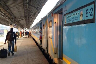 Delhi Agra day trip by Super fast Train includes.transfers,Train ticket,Guide