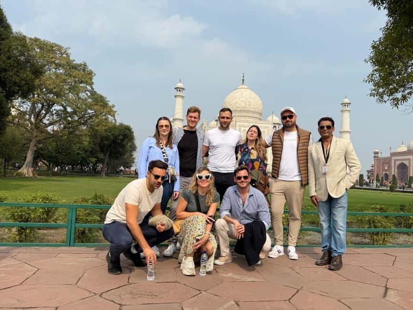 Delhi/Agra: Taj Mahal Mughal & Heritage in Mulitple Ways - Sunset views over the Taj Mahal: where the magic timing comes from