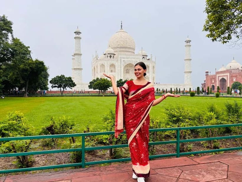 Delhi: Airport to Airport Layover Taj Mahal City Tour By Car - Smooth Pickup and the Air-Conditioned Car Factor