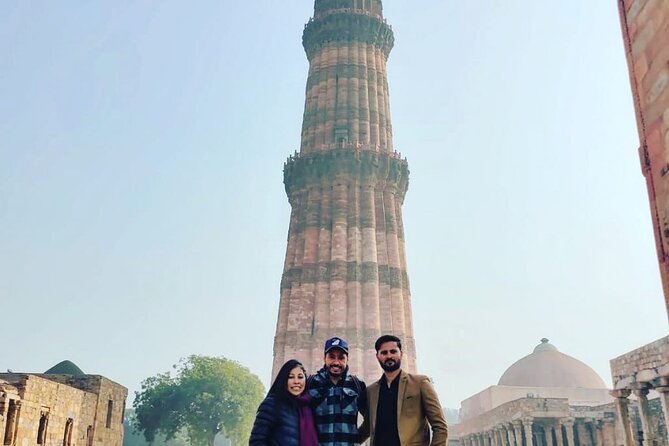 Delhi: Best 4 to 8 hour Old and New Delhi City Tour-All Inclusive - Qutub Minar: seeing UNESCO first, before the day gets hot