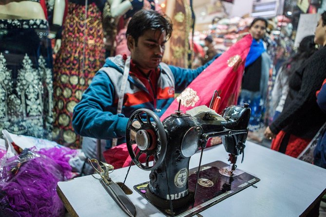 Delhi Food Walk: Rickshaw Ride, Street Eats & Market Tour - Kamla Nagar, food first: what this 3-hour walk is really like