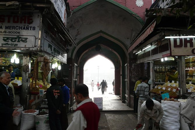 Delhi's Arts, Dance, Music, History, Food and Heritage Tour - Chandni Chowk bazaars: where your guide matters more than you think