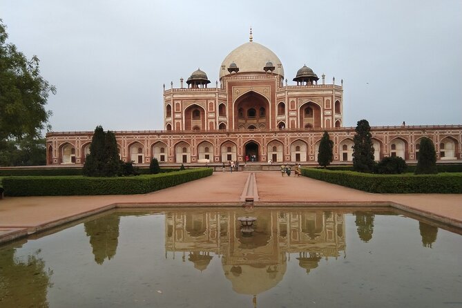 Delhi's historical 7 hours experience tour - Old Delhi by Tuk-Tuk and the Spice Air of Khari Baoli
