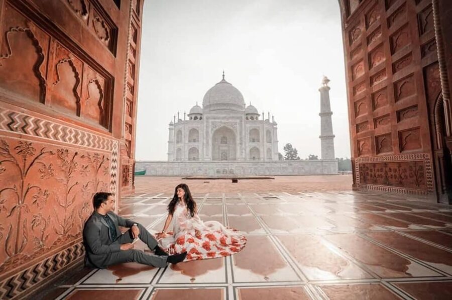 Delhi: Sunrise Taj Mahal & Elephant SOS Tour with Transfers - Inside Agra: your guided Taj Mahal walkthrough (and how to use it)