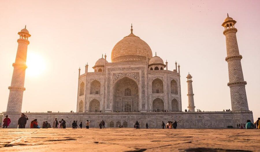 Delhi: Taj Mahal and Agra Private Day Trip with Hotel Pickup - Taj Mahal timing: daytime entry, or sunrise with a 3 AM pickup
