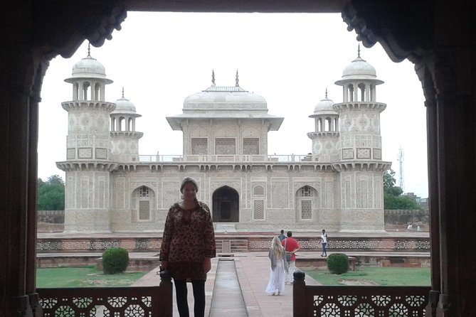 Delhi to Agra and Taj Mahal Private Day Trip by Express Train with Lunch - Why the Gatimaan Express makes a one-day Agra plan actually work