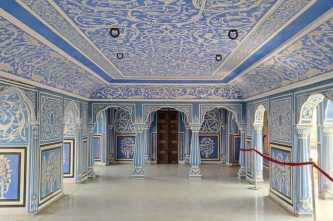 Delhi to Jaipur Pink City Tour with Government Approved Guide - The real deal: what fits into an 11 to 12 hour Pink City day