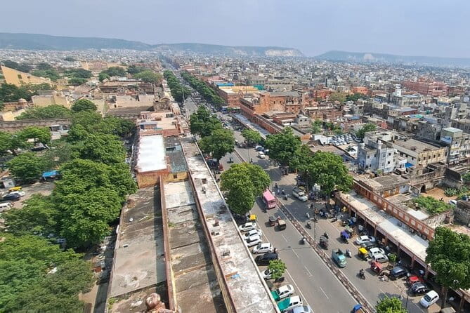 Delhi to Jaipur Pink City Tour with Government Approved Guide - Hawa Mahal: why the windows matter more than the postcard