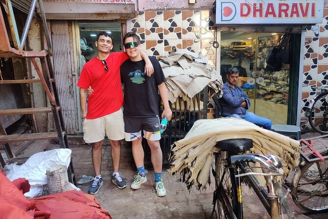 Dharavi slum tour in Mumbai by Female tour guides of the slum - Why Dharavi looks different with a guide from inside