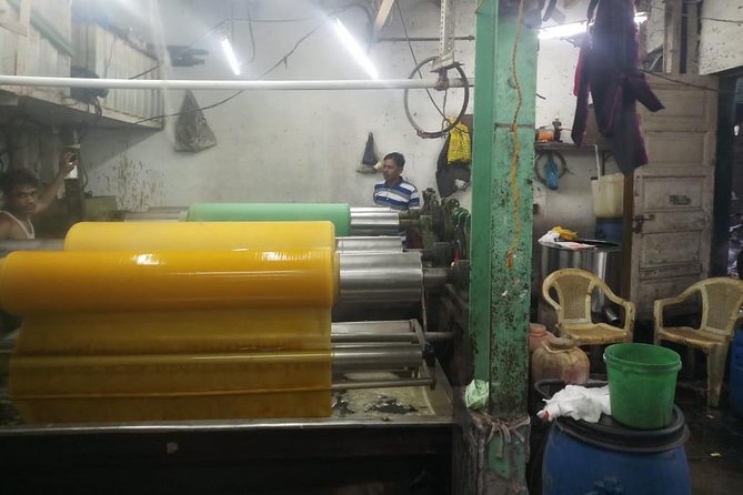Dharavi Slum Tour with Laundry And Hotel Transfer (South Mumbai) - What to bring for Dharavi and Dhobi Ghat (practical, not preachy)