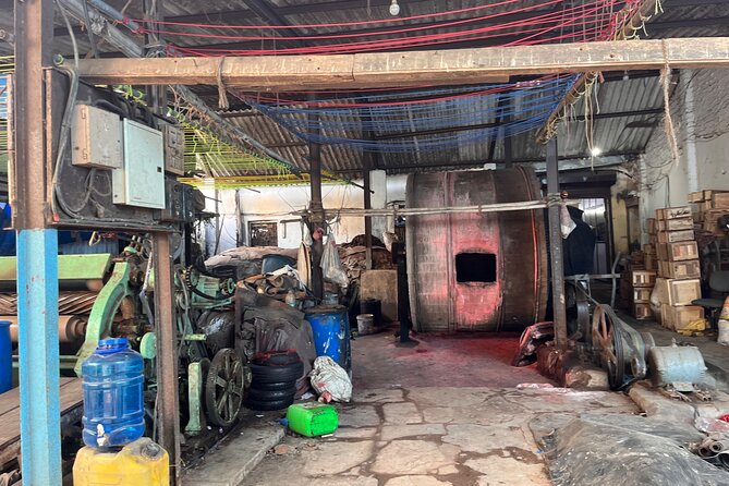 Dharavi Slum Walking Tour: Mumbai’s Inspiring Small Industries - The residential shift: homes, workshops, and daily rhythms