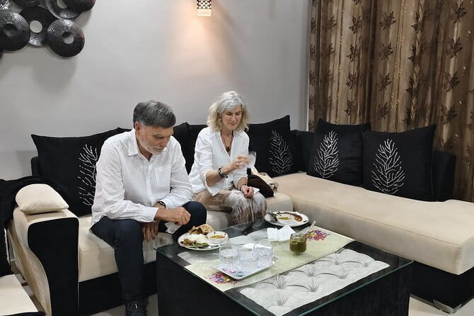Dine In Indian, home cooked food Agra Food tour My Magic Kitchen - Timing and format: breakfast or dinner, plus a food walk