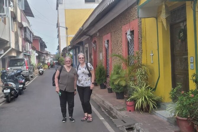 Discover Goa: A Full-Day Private City Tour - A 5 to 6 hour private circuit, from Old Goa churches to Baga Beach