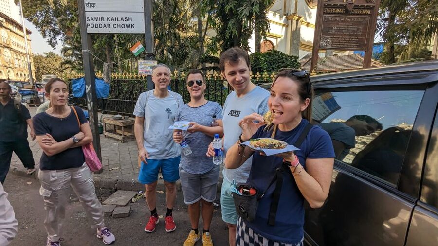 Discover Mumbai's street & beach with Vegetarian food tour - Key things to know before you go