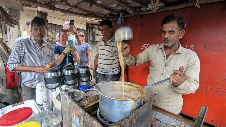 Discover Mumbai's street & beach with Vegetarian food tour - How the evening pacing works, and why transport is included