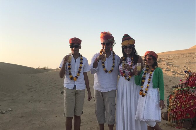 Dunes Royale - Luxury Desert Dining (Private Tour) - The Desert Departure: Getting the Timing Right in Winter and Summer