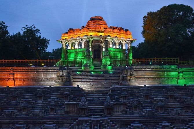 Easy Private Tour at Sun Temple and Rani Ki Vav by Car - A private Ahmedabad day trip that actually feels low-stress