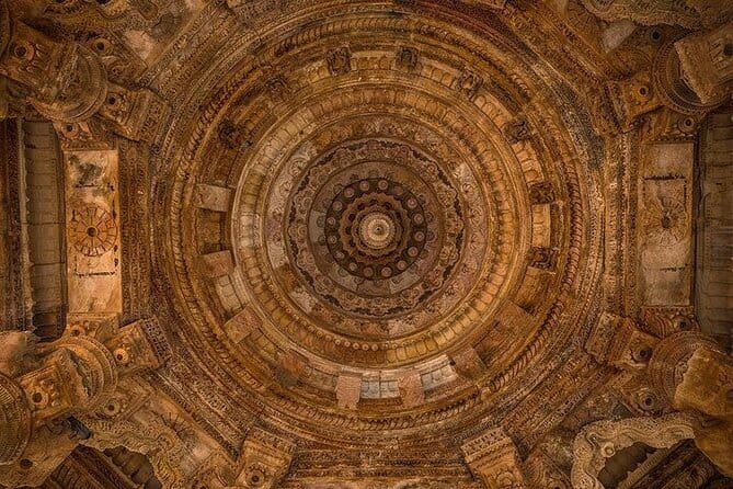 Easy Private Tour at Sun Temple and Rani Ki Vav by Car - Rani Ki Vav, the stepwell that’s basically an upside-down temple