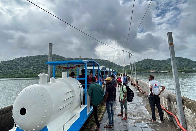 Elephanta Caves & Island: Your Tour, Your Way - Getting to Elephanta Island: the ferry ride and why it counts
