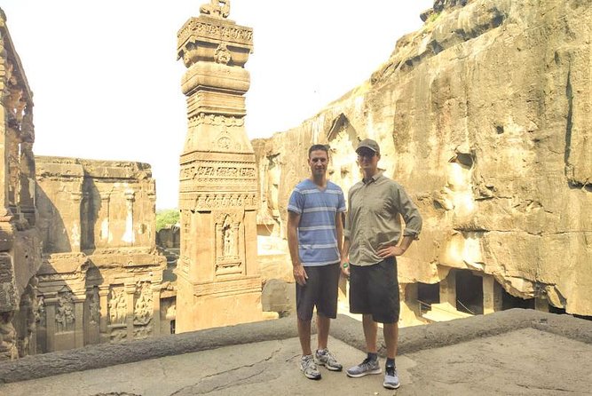 Ellora Caves Guided Day Tour with Other Attractions - Starting at 8:00 am: how the day keeps momentum