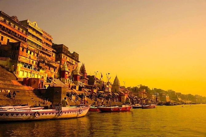 Essence of India with Varanasi with domestic flight - Delhi in two days: Akshardham, Old Delhi markets, and the big Mughal landmarks