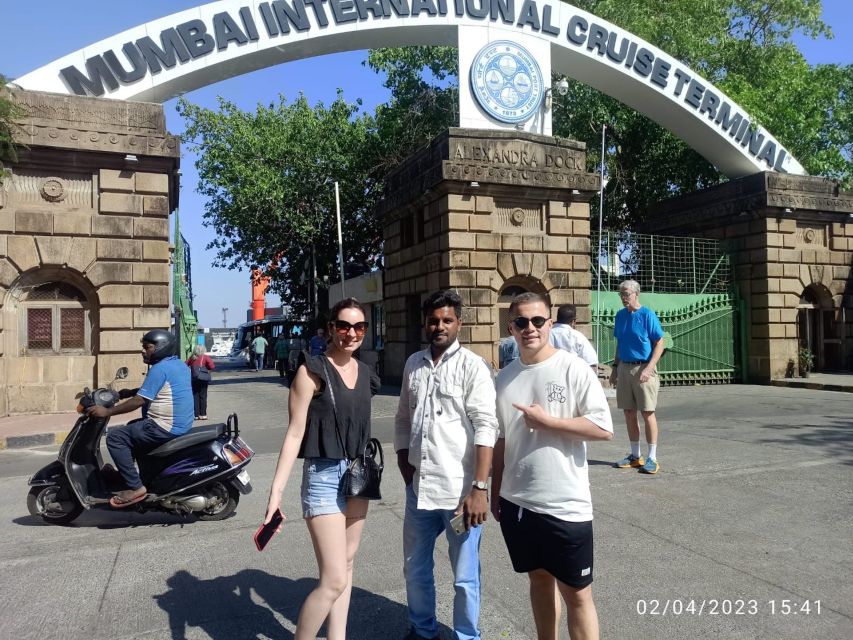 Essence of Mumbai: Half-Day Private Tour - Marine Drive and Girgaon Chowpatty: The Best Break From Traffic