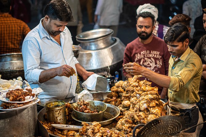 Evening Food Tour - Nai Sarak (2584-2585): Food Secrets Between Shops